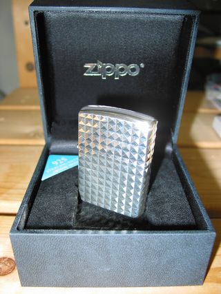 ZIPPO.jpg